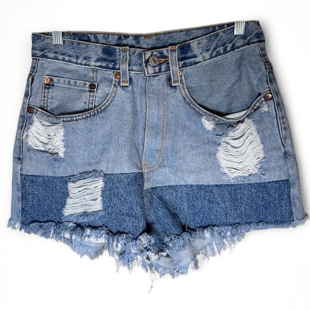 Levi’s Blue Denim Cut Off Jeans Shorts Womens 28 Festival Distressed 505 Casual